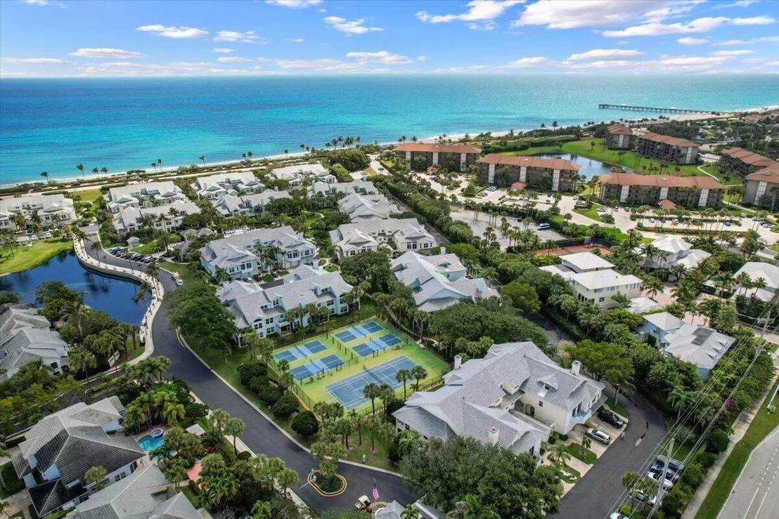 Photo of 105 MAINSAIL Circle