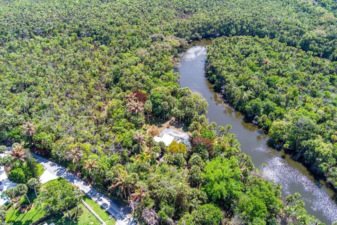 Photo of 6423 Riverland Drive