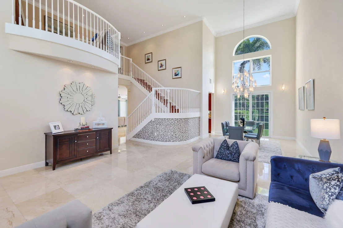 Photo of 19245 Skyridge Circle