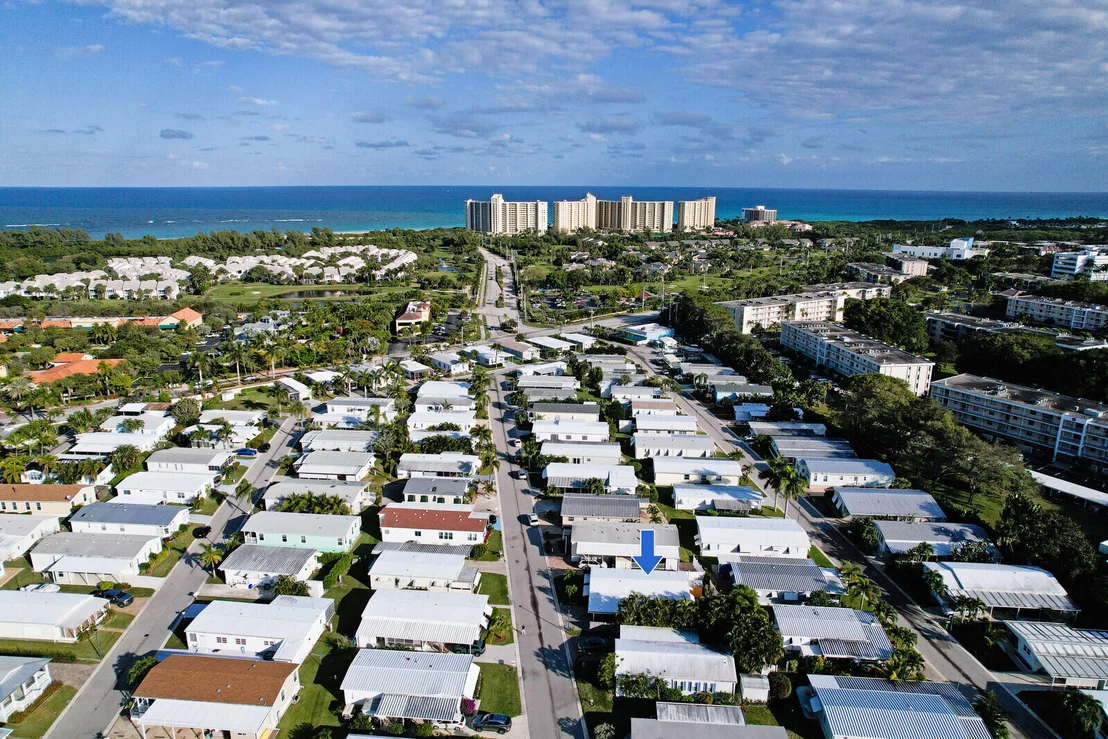 Photo of Unit 49 at 400 N A1a