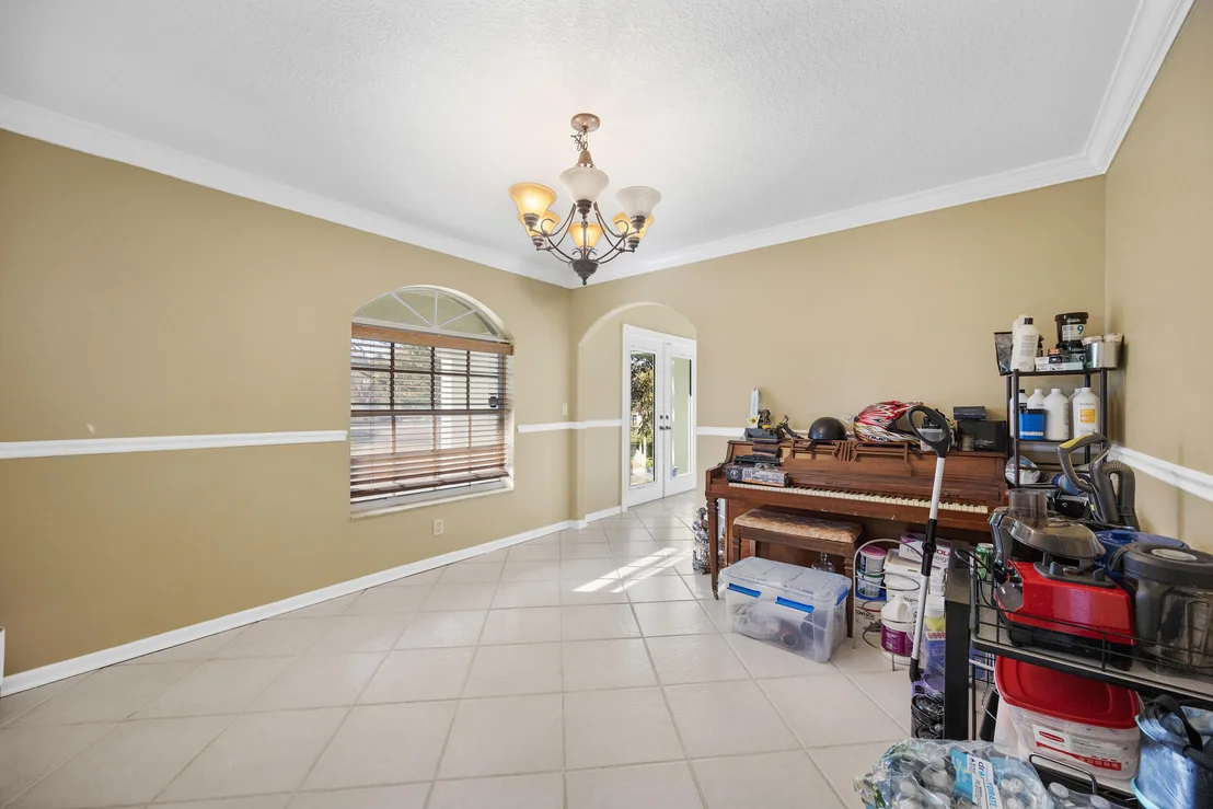 Photo of 6934 Grapeview Boulevard