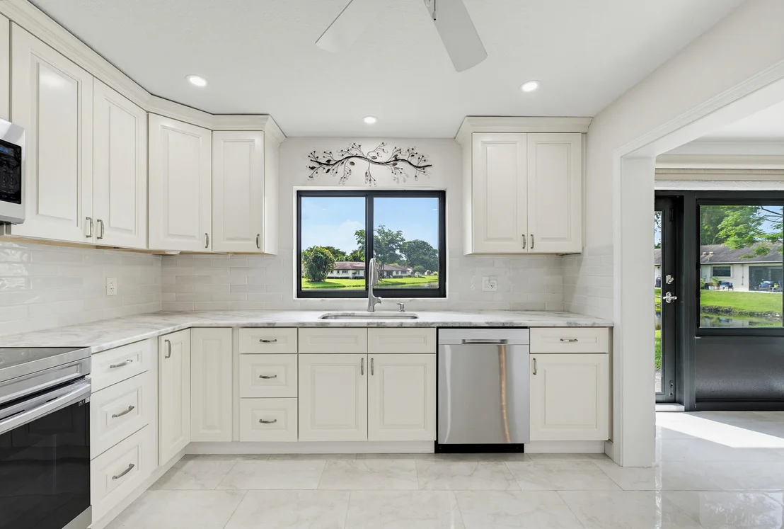 Photo of Unit APTB at 4854 Equestrian Circle