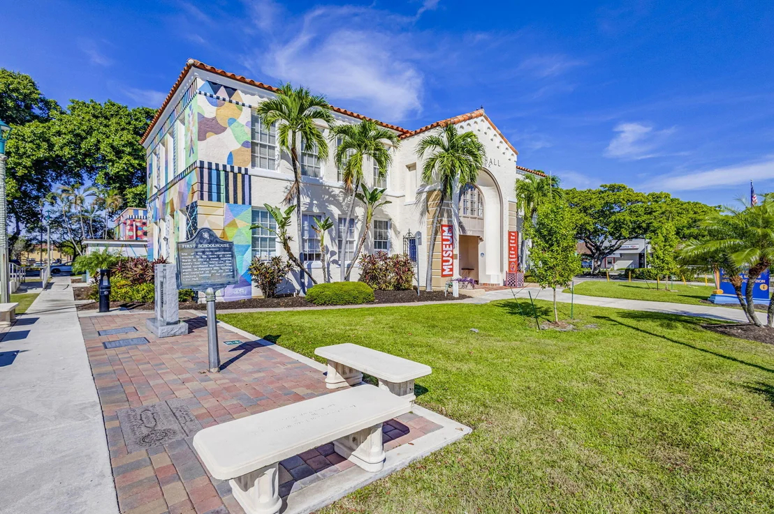 Photo of 504 N E Street