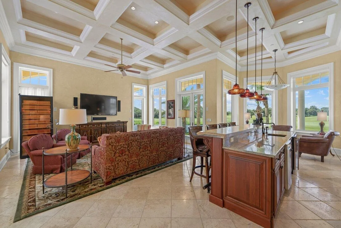 Photo of 501 GRANADA Drive