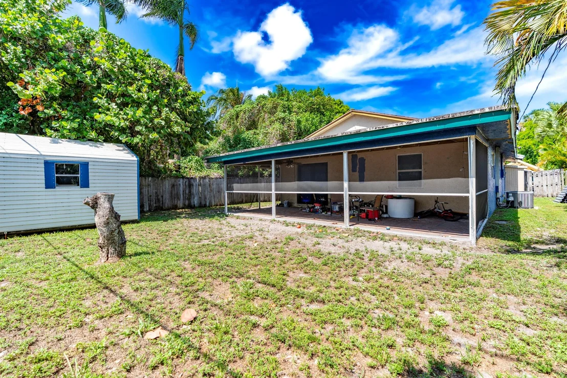 Photo of 7723 4th Terrace