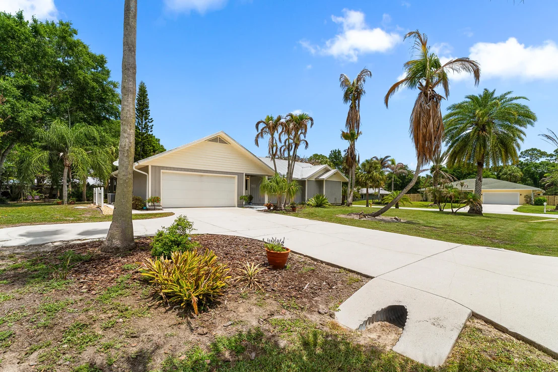 Photo of 1653 SW 85th Terrace