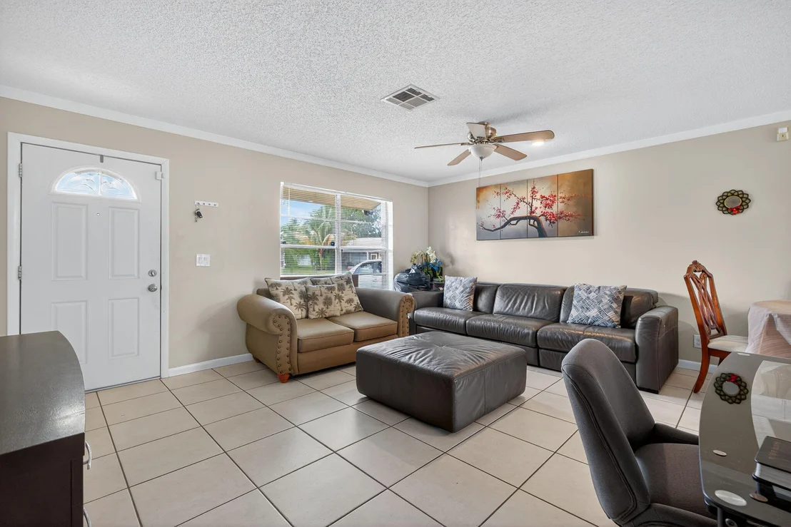 Photo of 102 Cedar Court