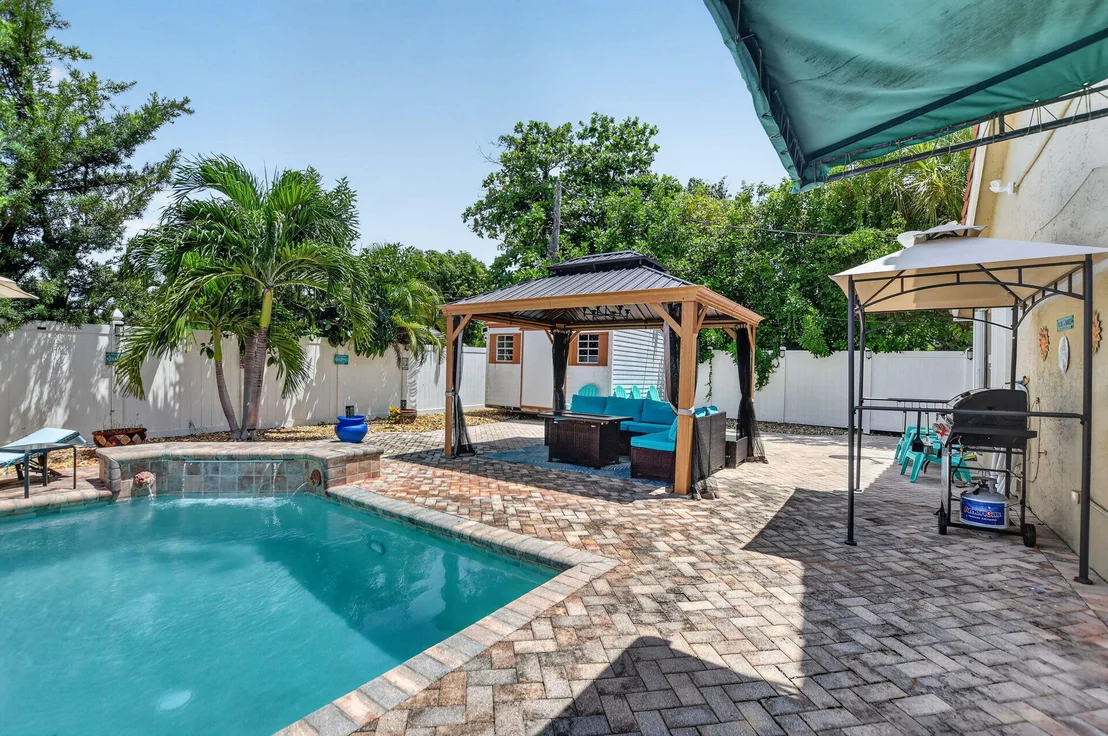 Photo of 703 AVOCET Road