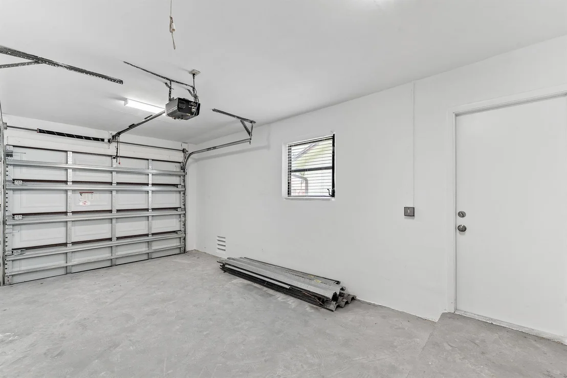 Photo of 6090 Ambertree Lane