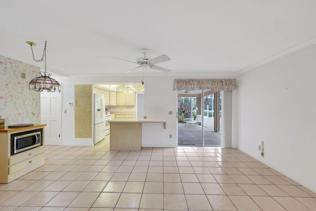 Photo of 73 Fairview E