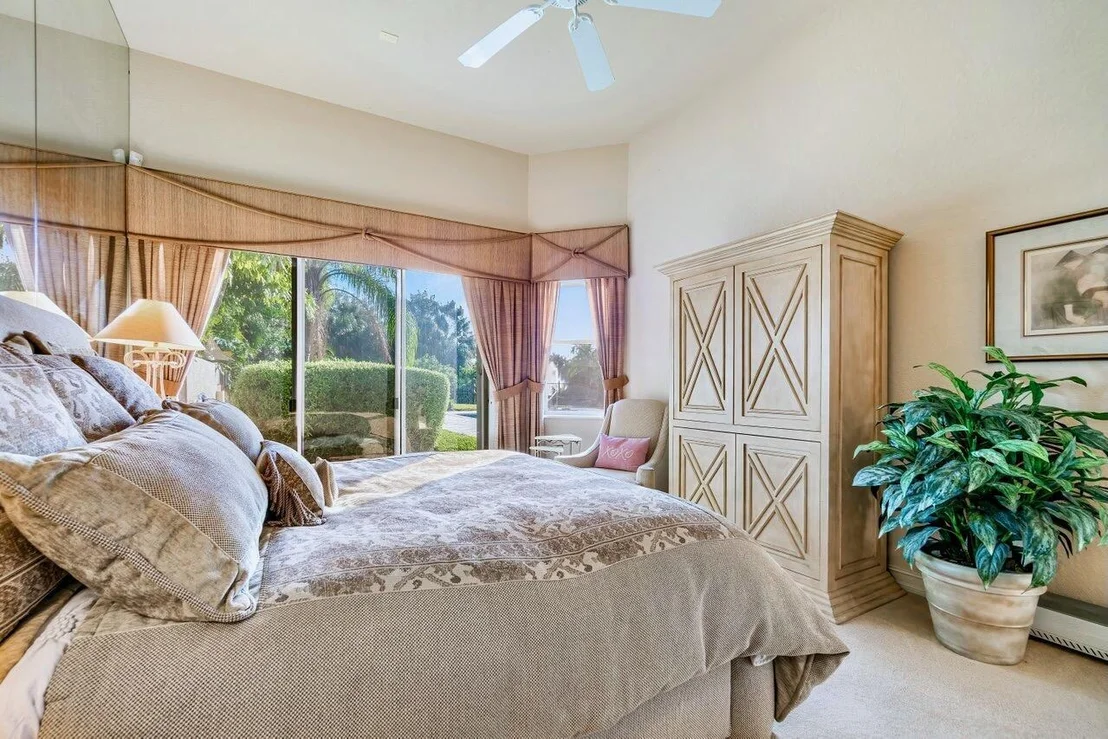 Photo of 56 Island Drive