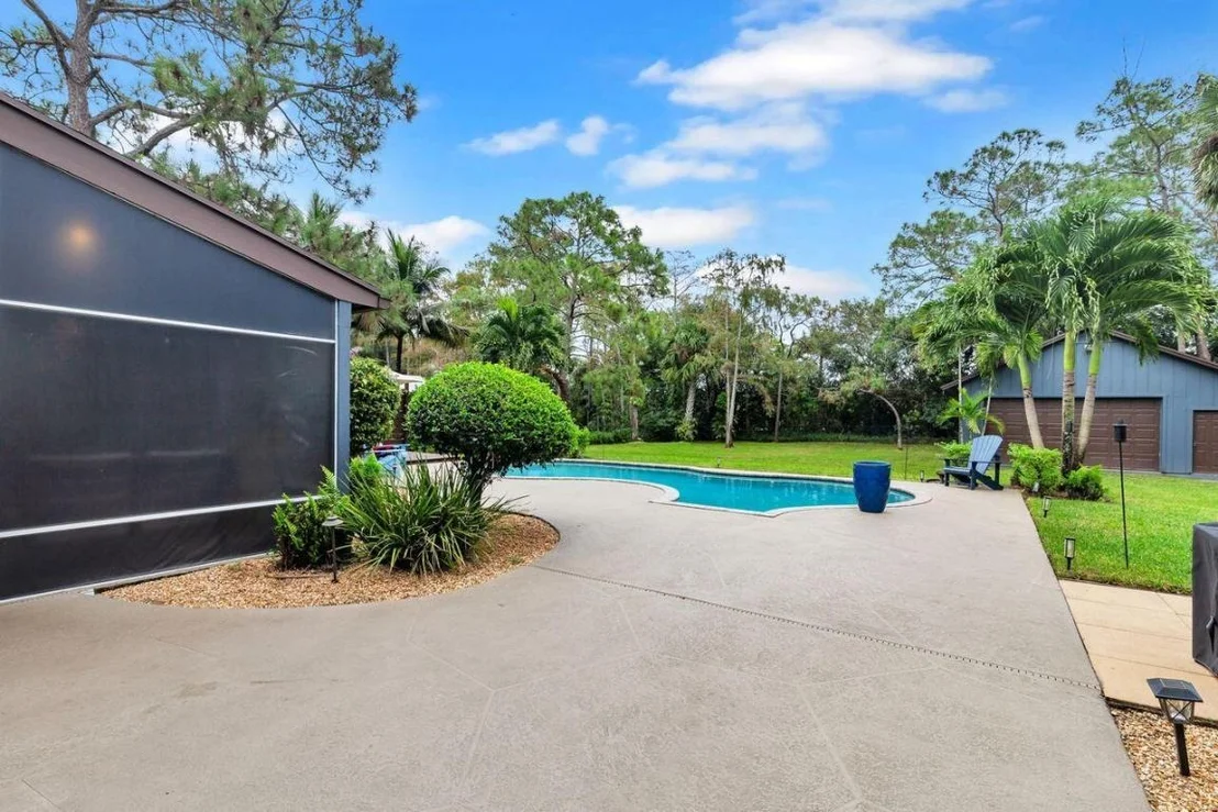 Photo of 10070 Trailwood Circle