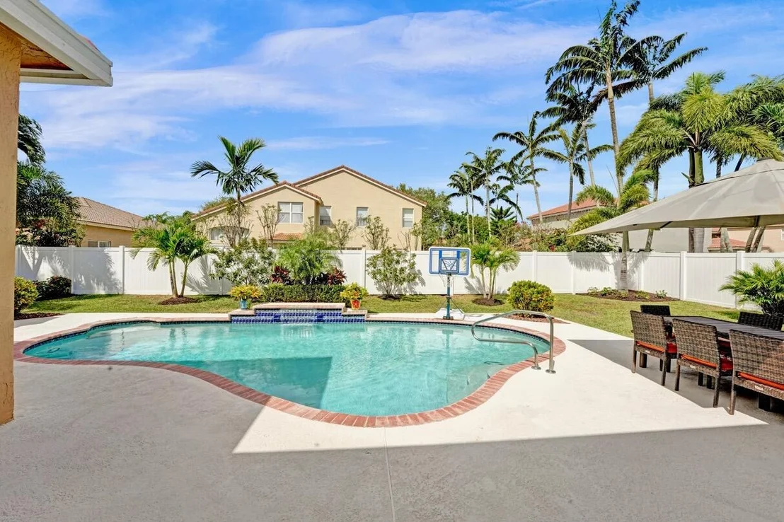 Photo of 6127 Indian Forest Circle