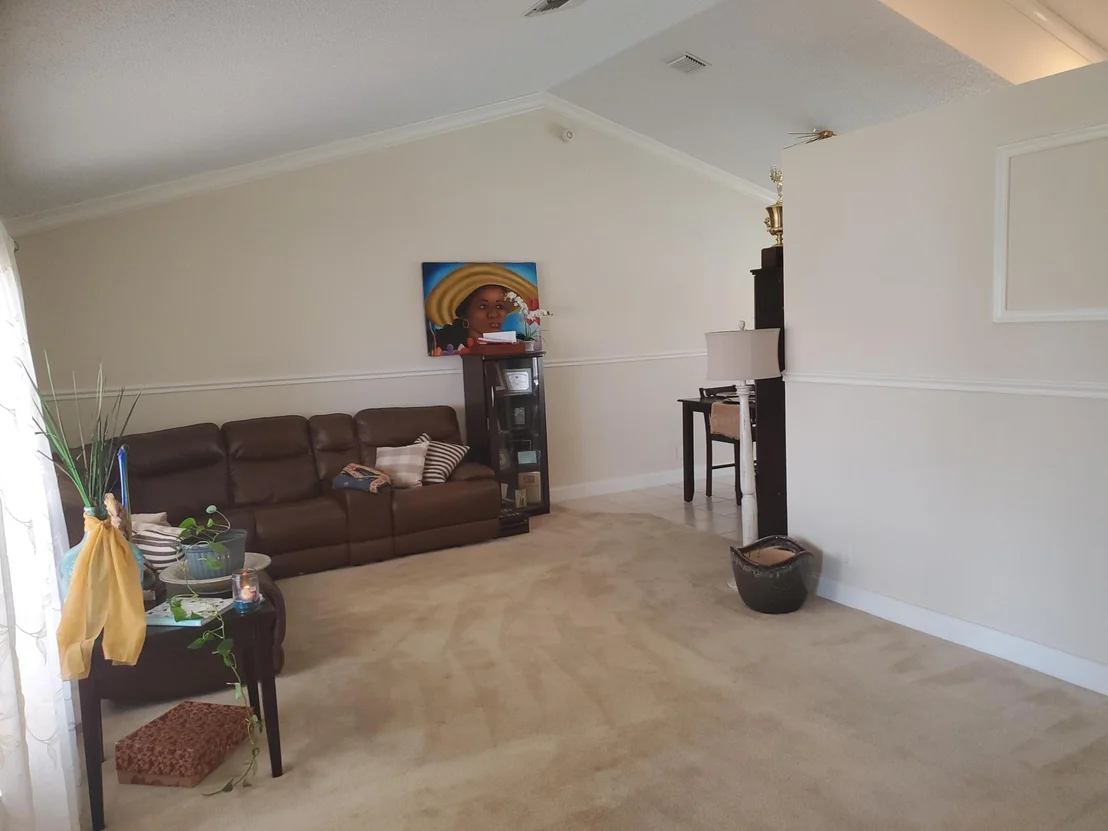 Photo of 9315 Laurel Green Drive S
