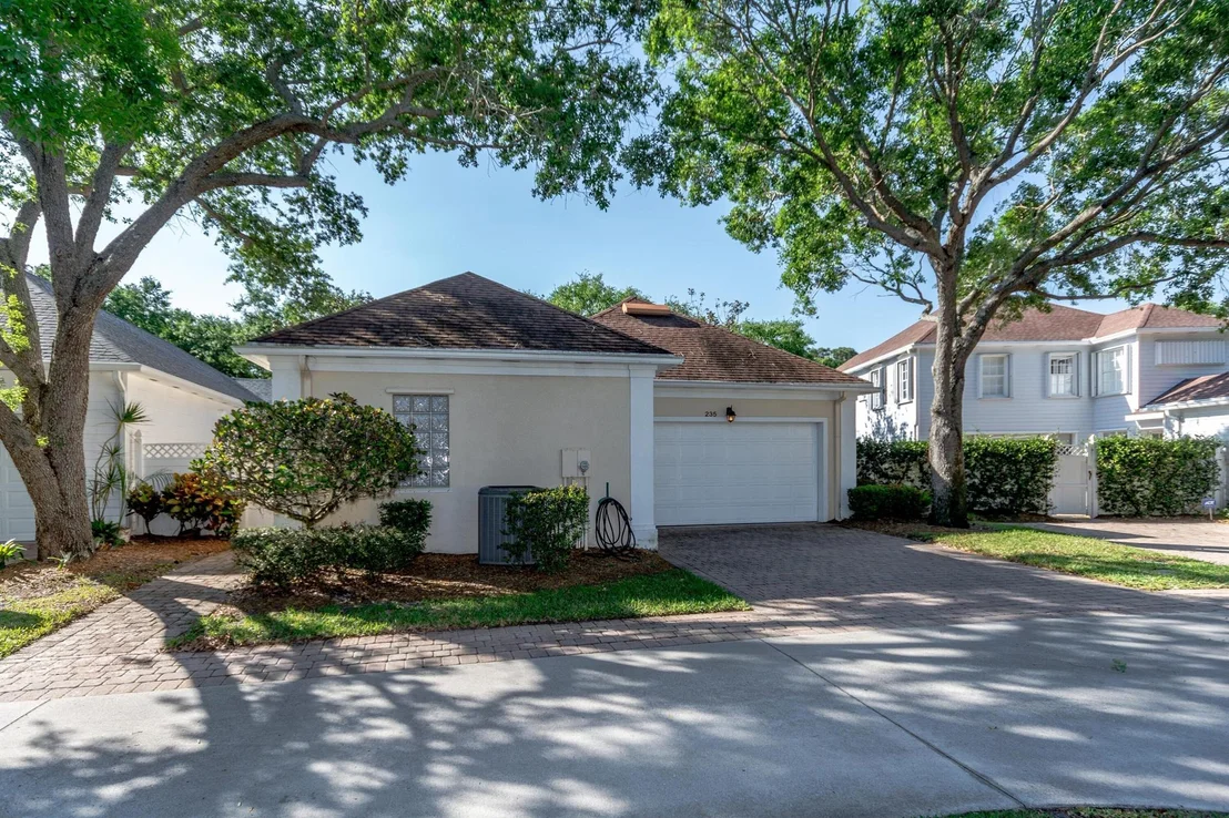 Photo of 235 Sweet Bay Circle