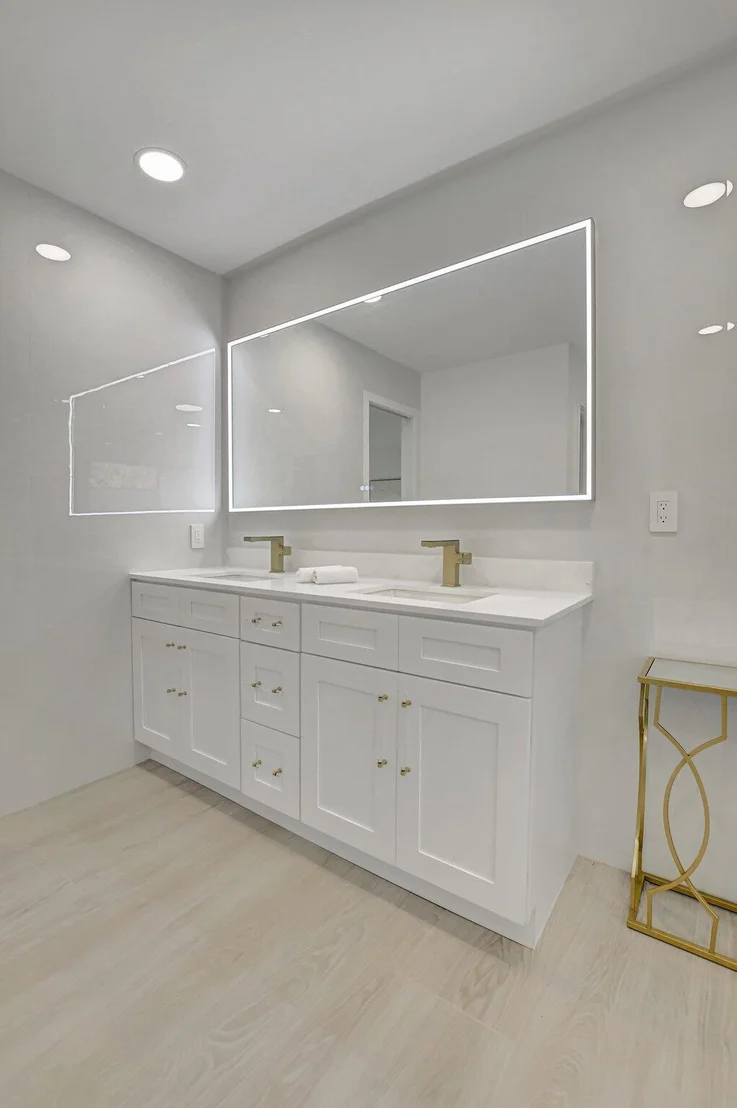 Photo of 3065 Saint James Drive