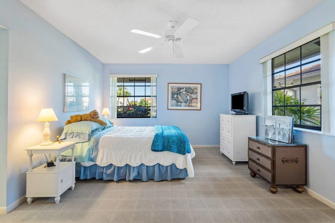 Photo of 5546 Forest Oaks Terrace