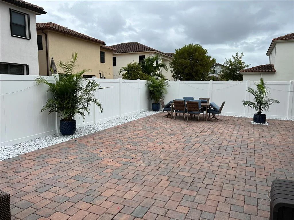 Photo of 3521 W 92nd Place