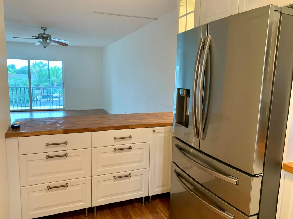 Photo of Unit 204 at 912 Pine Drive