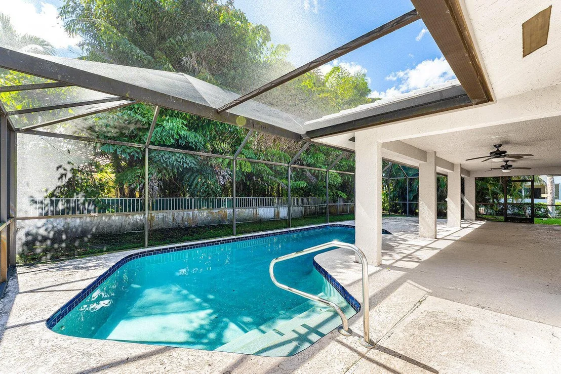 Photo of 4572 White Cedar Lane
