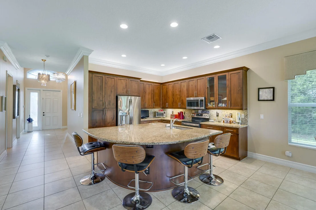 Photo of 12288 Cascade Valley Lane