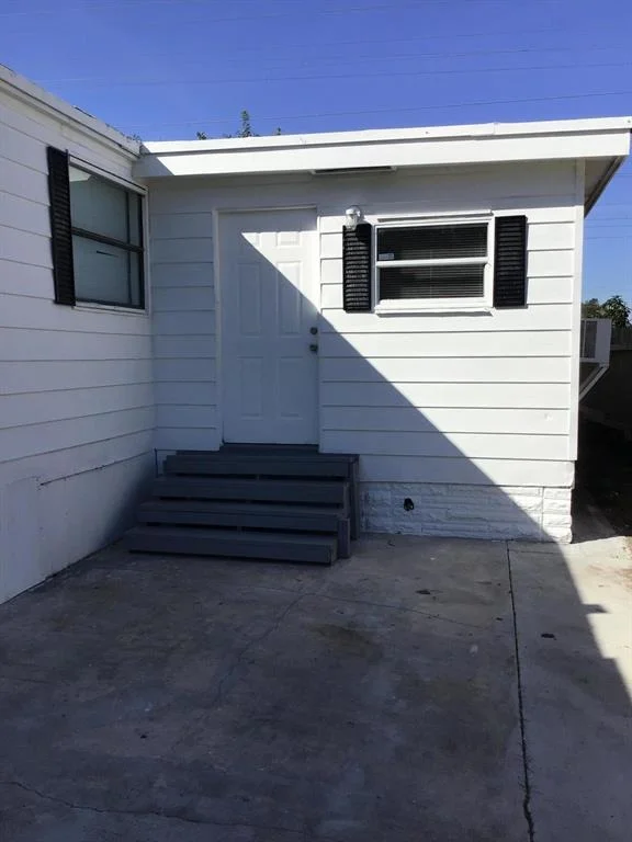 Photo of 23091 Tradewind Road