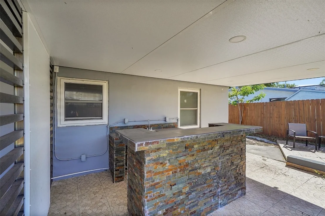 Photo of 3111 NE 11th Terrace
