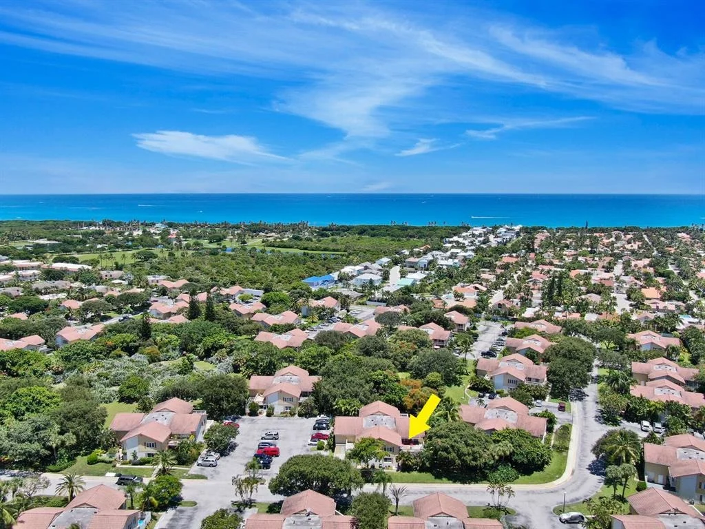 Photo of 211 Seabreeze Circle