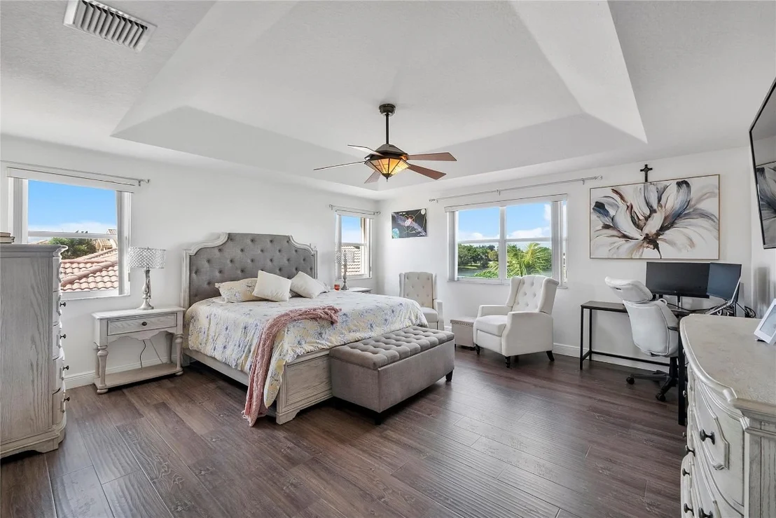 Photo of 3527 Chesapeake Circle