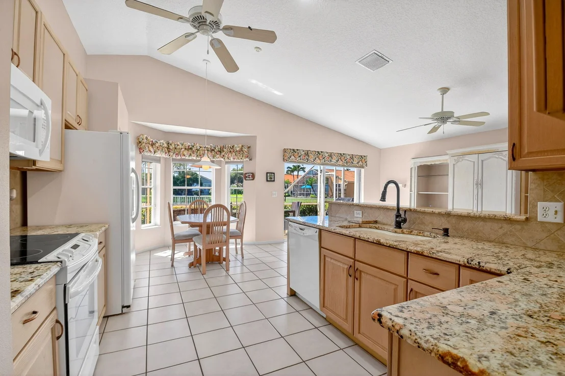 Photo of 12131 Dunhill Drive