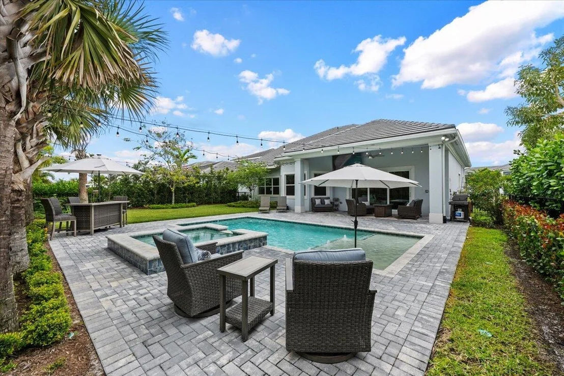 Photo of 9236 Crestview Circle