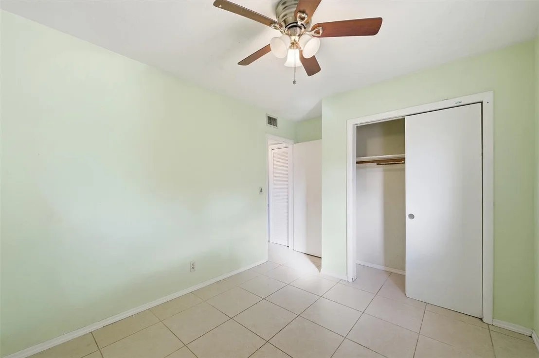 Photo of 4030 NW 3rd Way