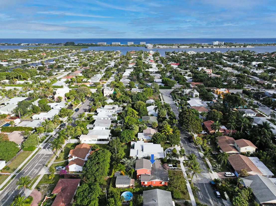 Photo of 240 Cornell Drive