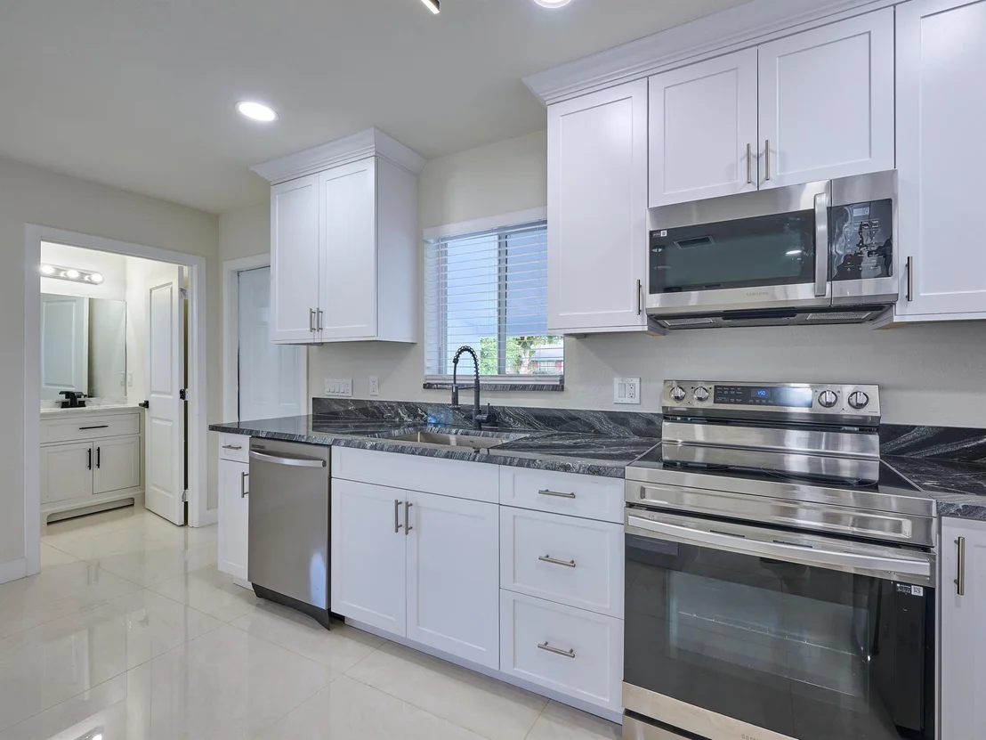 Photo of 168 SE 27th Place