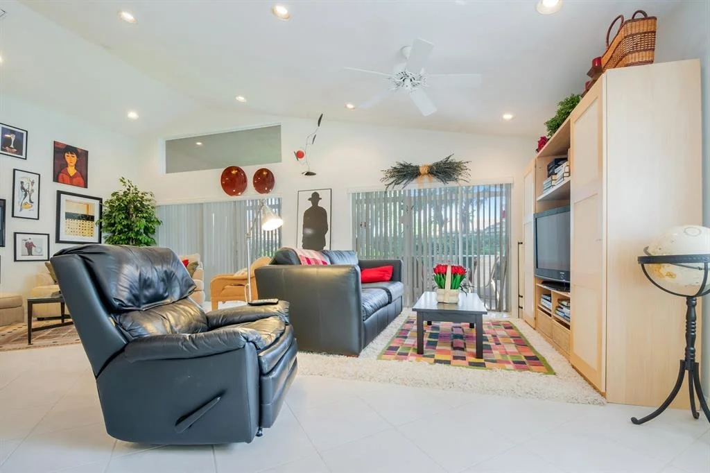 Photo of 6863 Viale Elizabeth