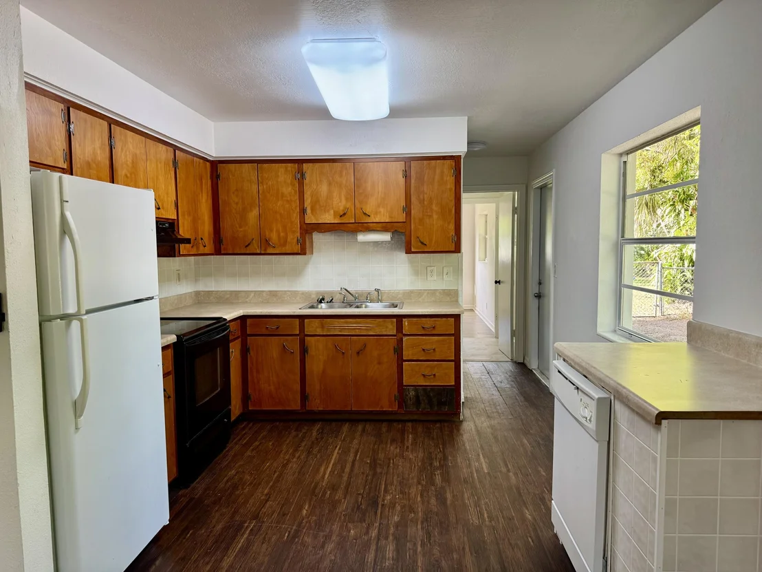 Photo of 1104 SE 8th Drive