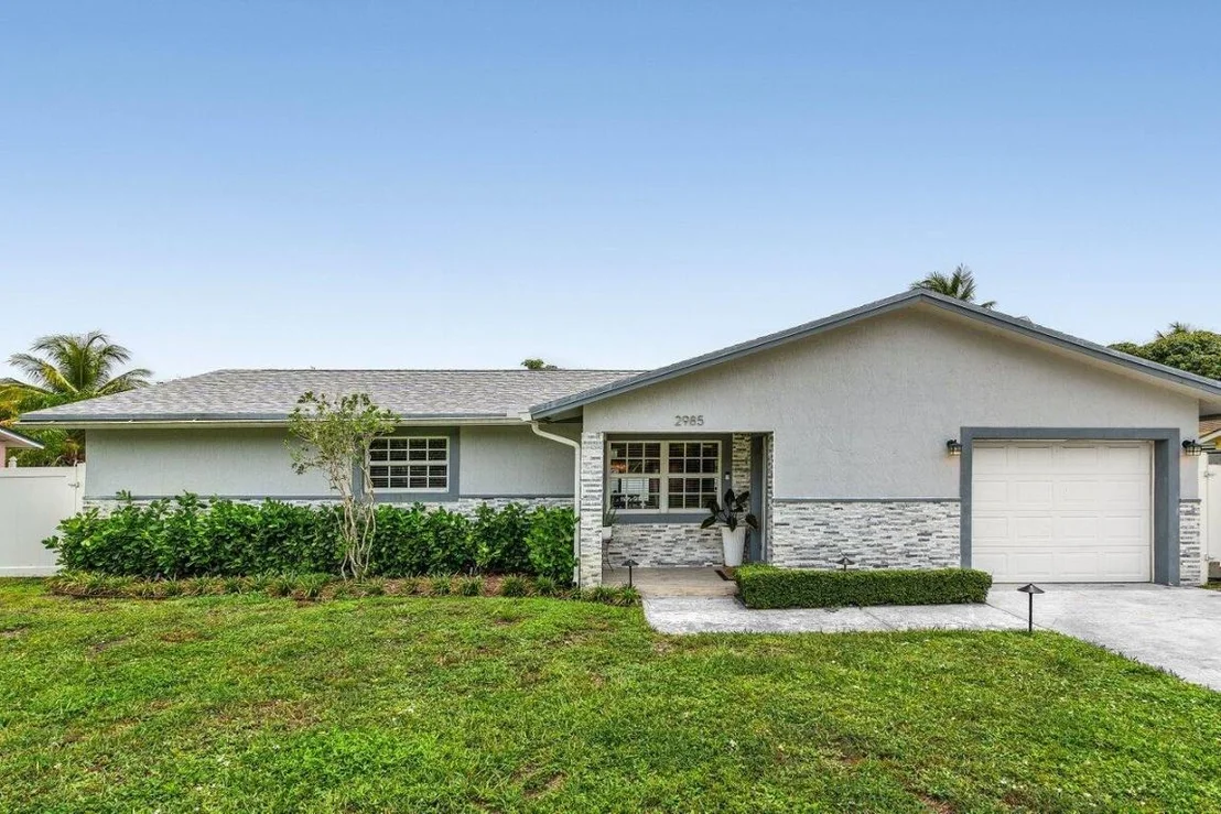 Photo of 2985 Angler Drive