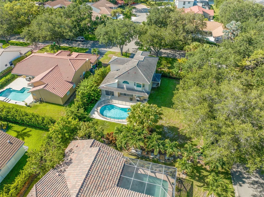 Photo of 10004 NW 57th Place