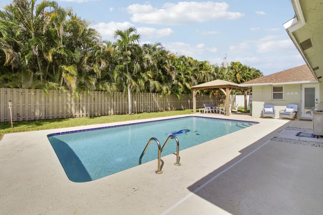 Photo of 19823 Hibiscus Drive
