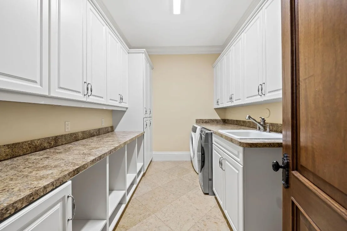 Photo of 6300 Riverside Drive