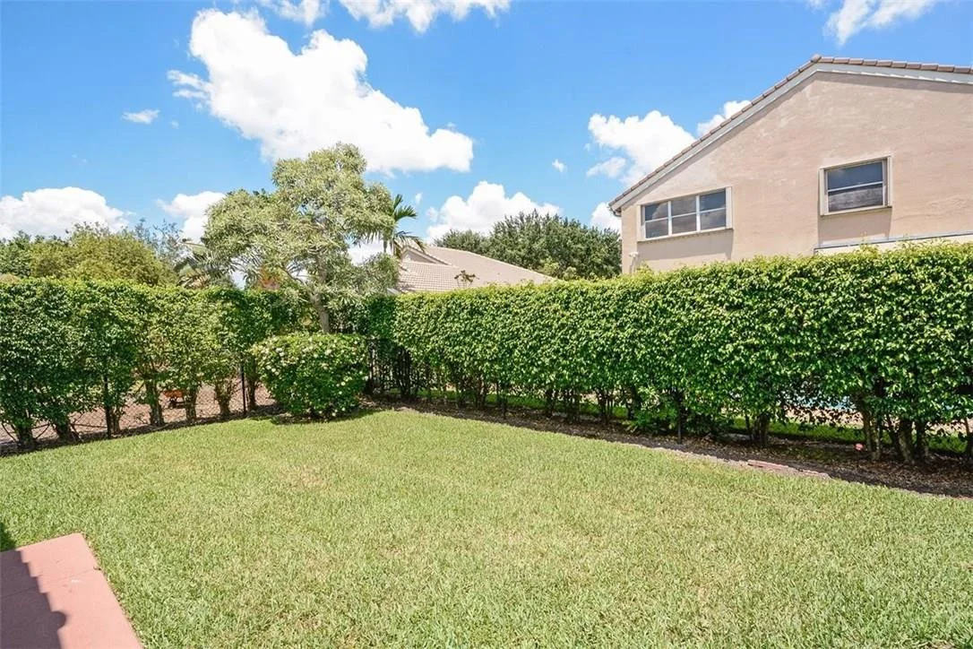 Photo of 7350 NW 68th Way