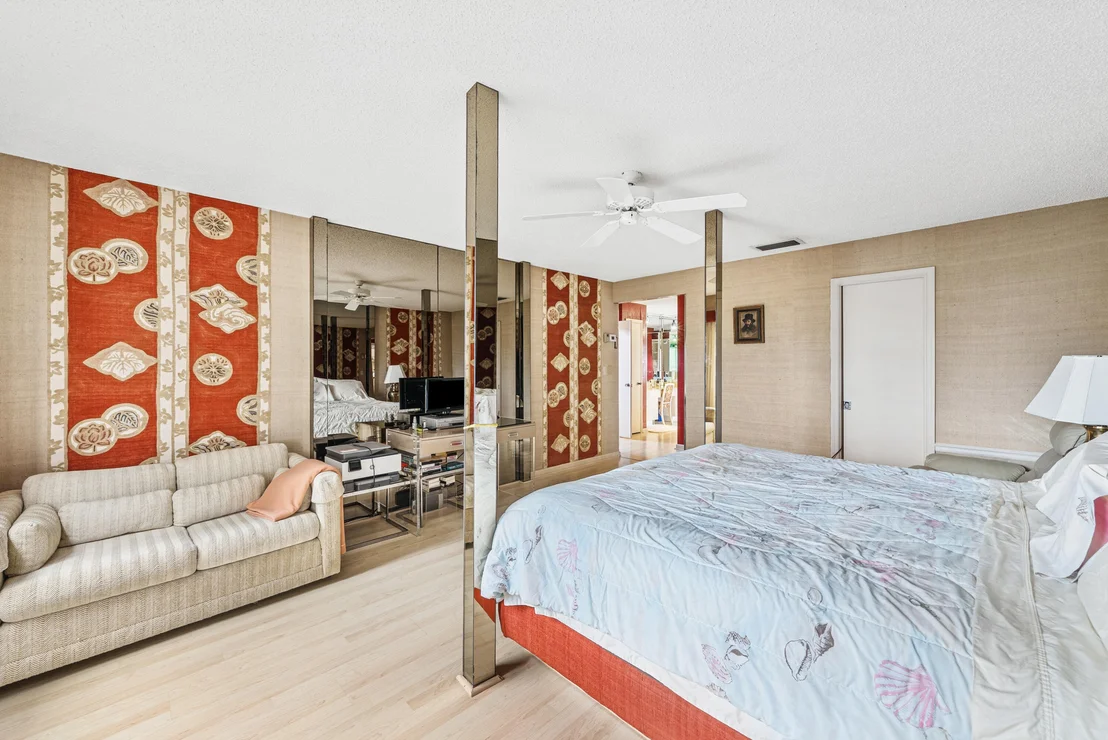 Photo of 5104 Pineview Circle