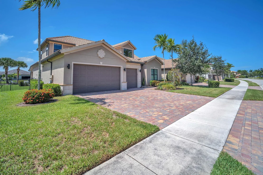 Photo of 507 Sonoma Isles Circle