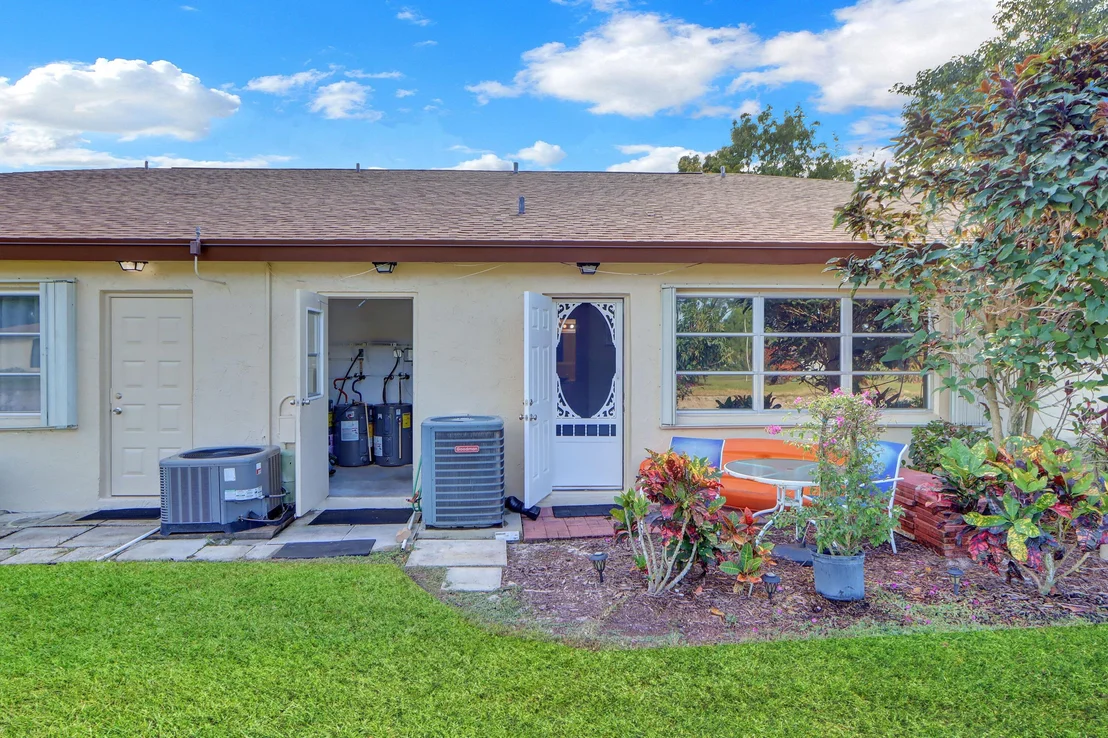 Photo of Unit B at 14050 Nesting Way