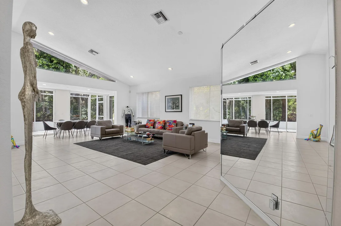 Photo of 5207 BROOKVIEW Drive