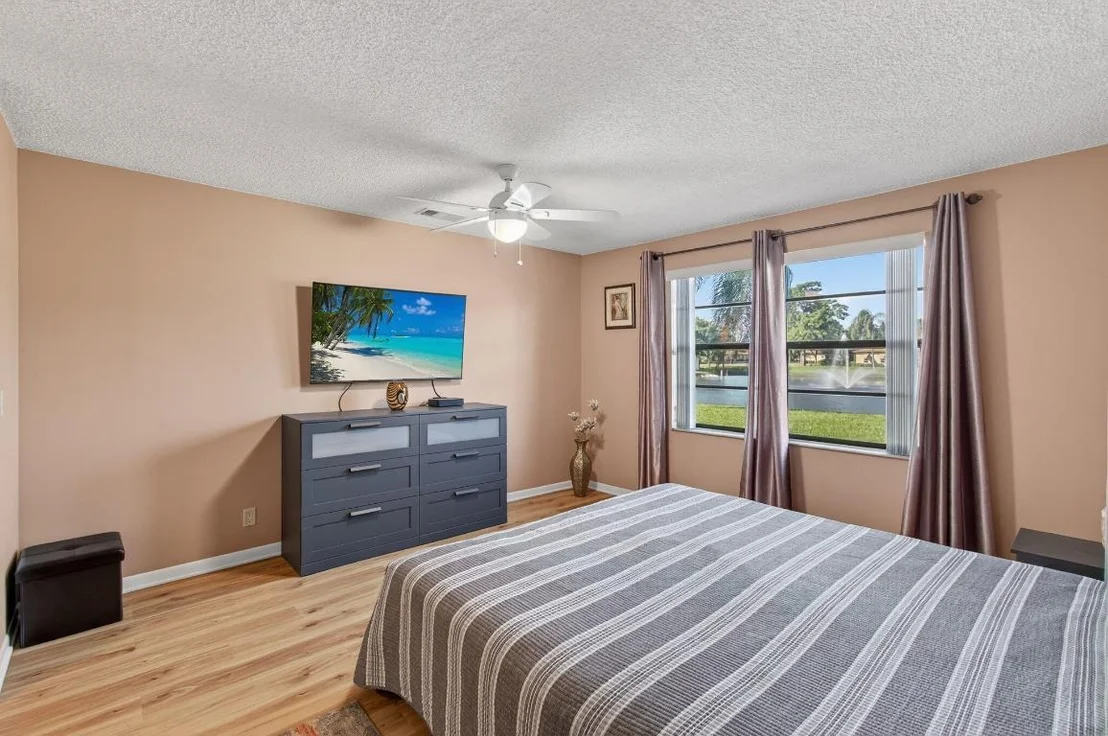Photo of Unit C at 5100 Nesting Way