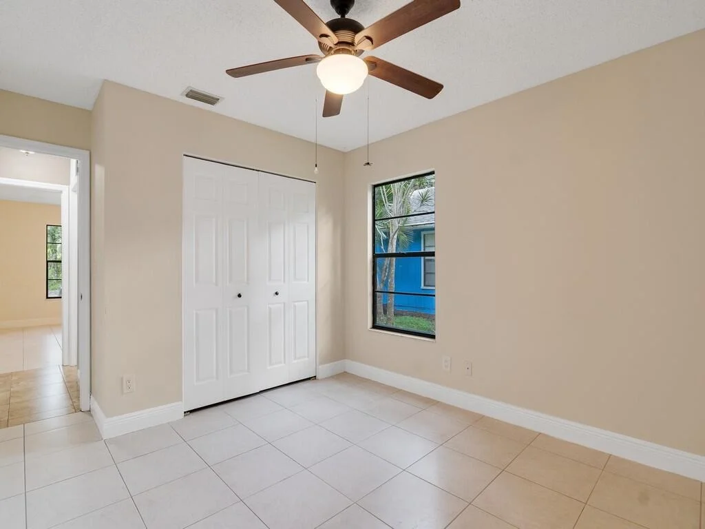 Photo of 6125 7th Lane