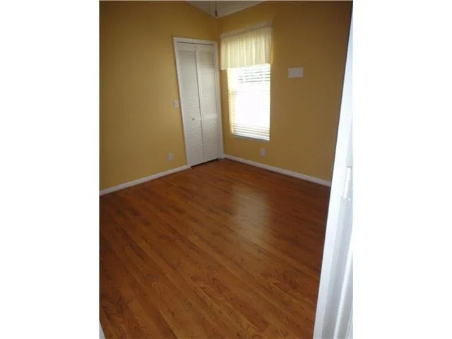 Photo of 3834 Jonathans