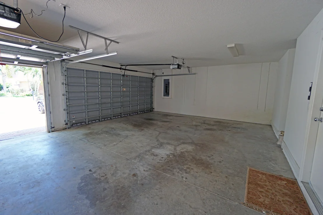 Photo of 8525 Breezy Hill Drive