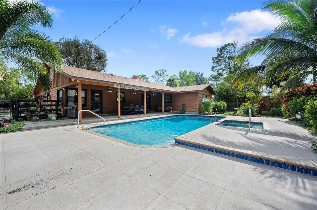 Photo of 2371 147th Drive N